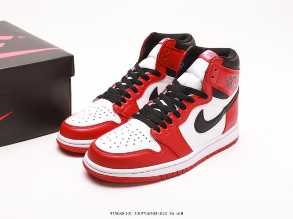 Air Jordan 1 Retro High 'Chicago'