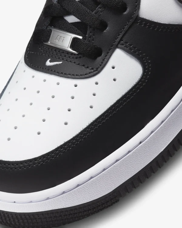 Nike Air Force 1 Low '07 White Swoosh Panda