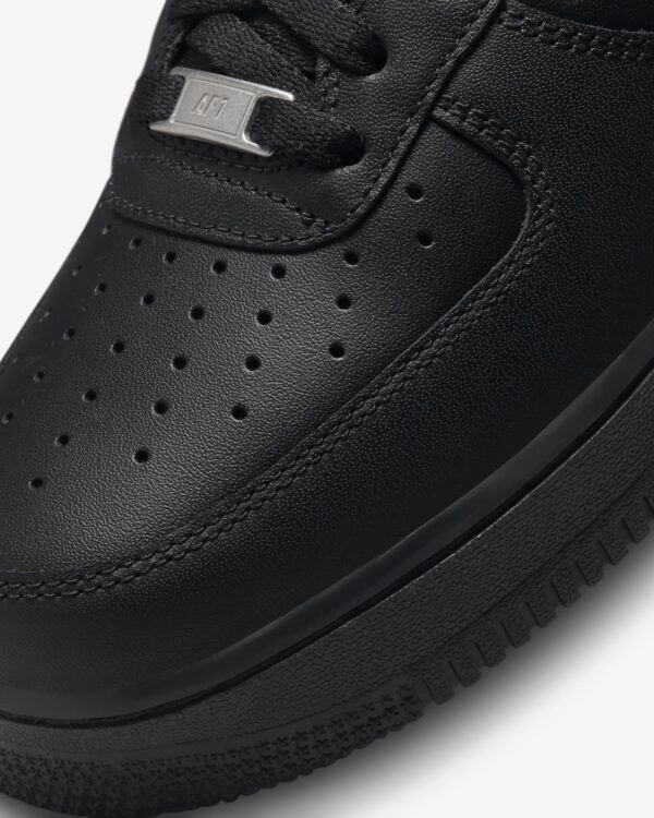 Nike Air Force 1 Triple Black