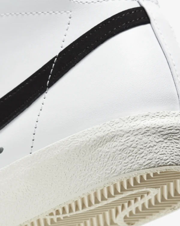 Nike Blazer Mid 77 White/Black