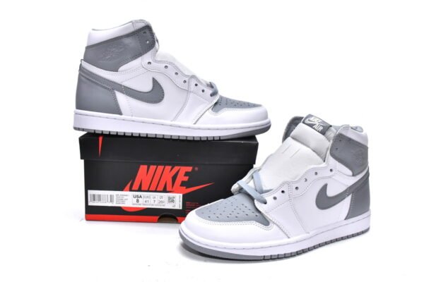 Air Jordan 1 Retro High OG Stealth