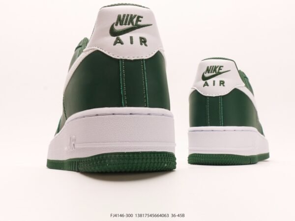 Nike Air Force 1'07 "Gorge Green"